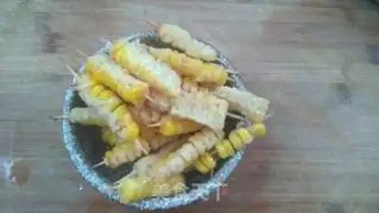 Make Gold corn string step 6