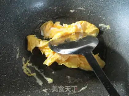 Make Squeeze the bean horns and duck eggs step 3
