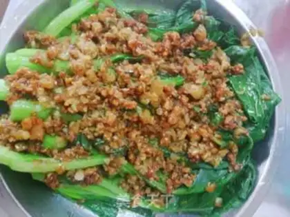 Make Garlic cabbage step 6