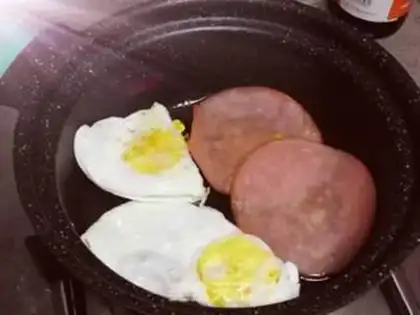 Make Tea and bread sandwich step 2