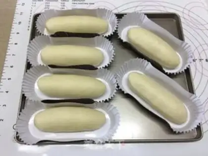 Make Meat-crawling bread step 16