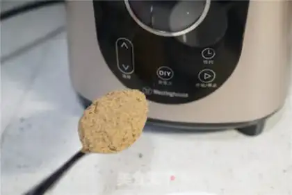 Make Porridge of walnuts and black rice step 5