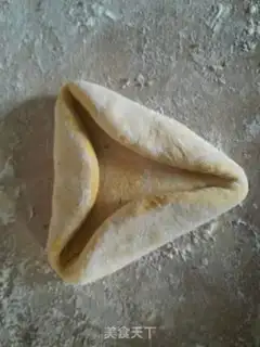 Make Pumpkin Sugar Triangle step 7