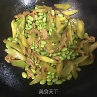 Make Scrambled beans step 5