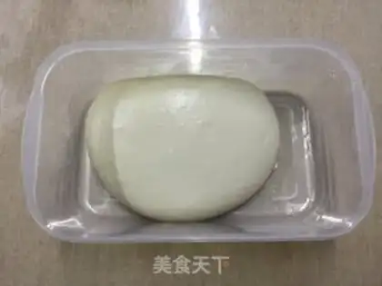 Make Christmas bread step 4