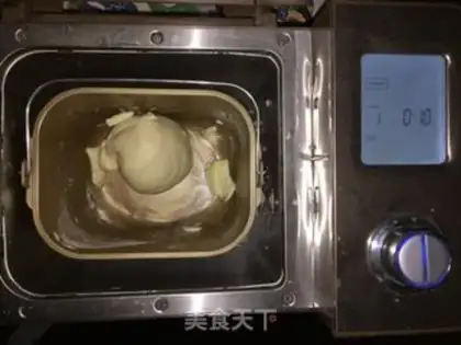 Make Christmas bread step 9
