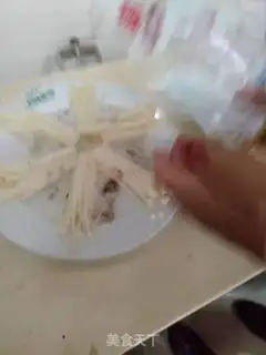 Make Christmas bread step 11