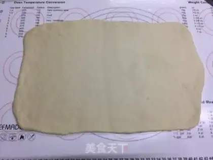 Make Christmas bread step 12