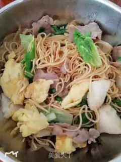 Make Pelican beef egg noodles step 11