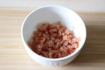 Make Tomato sauce noodles step 1