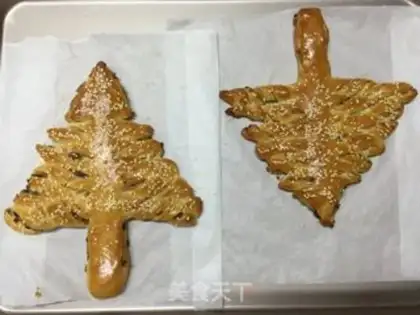 Make Christmas bread step 26