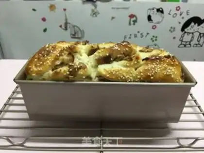 Make Christmas bread step 27