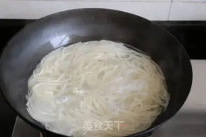 Make Tomato sauce noodles step 8