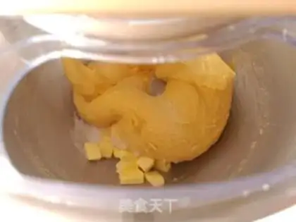 Make Pumpkin coconuts and bread step 4