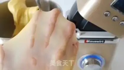 Make Pumpkin coconuts and bread step 5