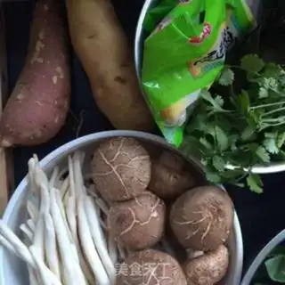 Make Spicy shrimp dumplings step 0