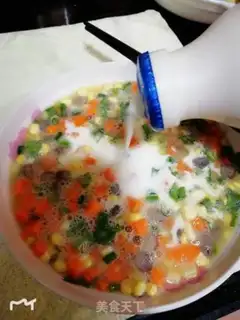 Make Fresh milk varnish eggs step 2