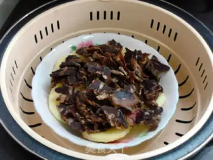 Make Frozen beef potatoes step 5