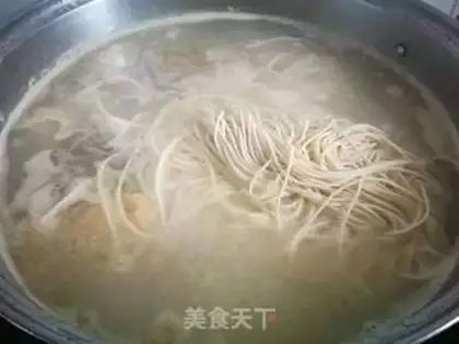 Make Snow veal sushi noodles step 5