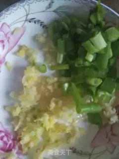 Make Sprinkled bean peel step 1