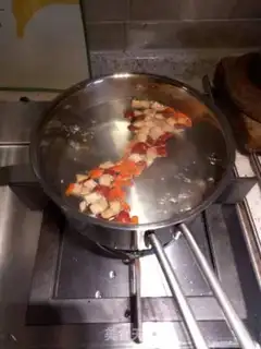 Make ♪ Red-tree guacamole ♪ step 2