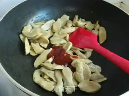 Make Onion omelet step 1
