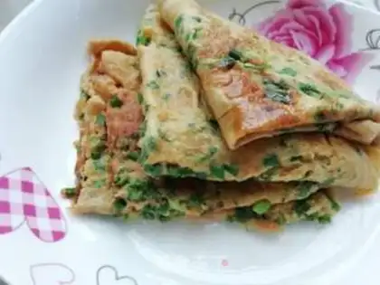 Make Onion omelet step 2