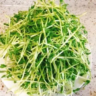 Make Garlic pea seed step 0