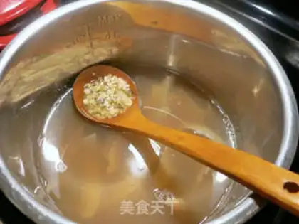 Make The green bean soup step 2