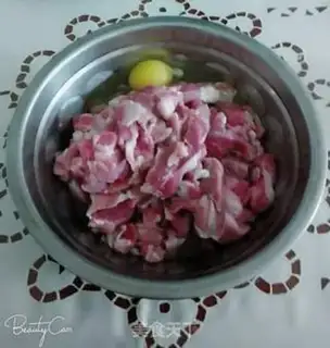Make Homemade lamb string step 4