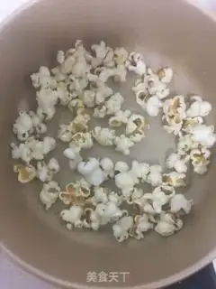 Make Caramel popcorn step 6