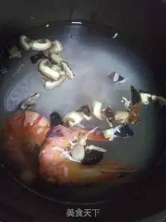 Make Seafood congee step 1