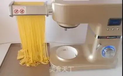 Make Homemade pumpkin noodles step 6