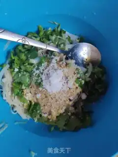 Make Gold pins and mushrooms and cucumbers step 3