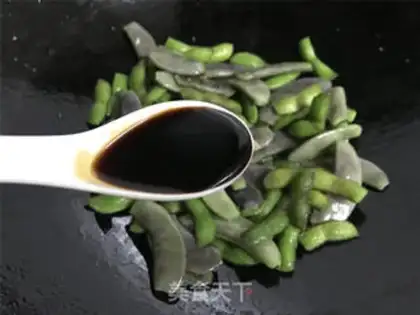 Make Bean-fried lamb-eyes step 5