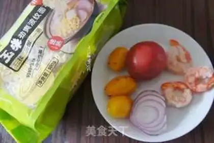 Make Tomato-shrimp cornbone step 0