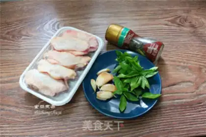 Make Nine-storey tower roast chicken wings step 0