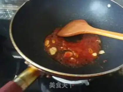Make The eggplant juice and meatballs step 4