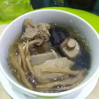 Make Twin mushroom skeletal soup step 4