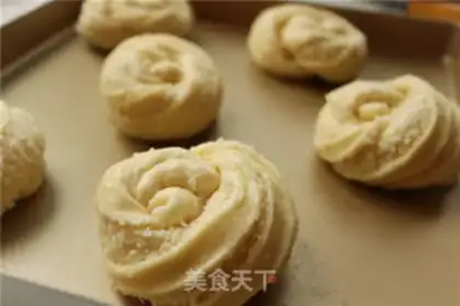 Make Coconut round bread step 13