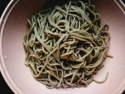Make Spicy noodles step 3