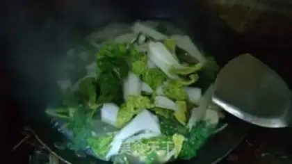 Make Carrot tofu soup step 1