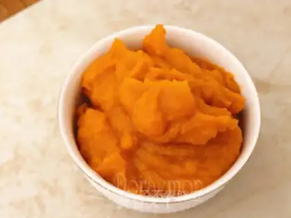 Make Pumpkin rolls step 1