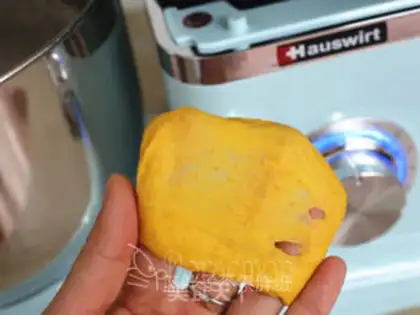 Make Pumpkin rolls step 3