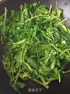 Make Garlic spinach step 2