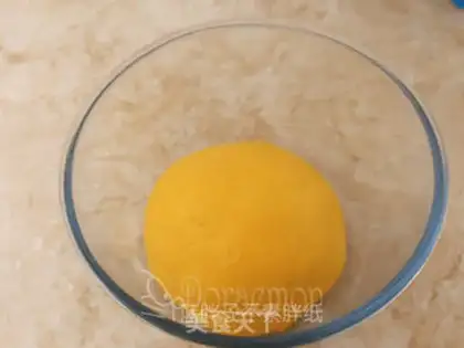 Make Pumpkin rolls step 6