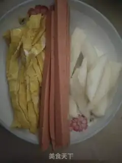 Make Delicious hand roll sushi step 6
