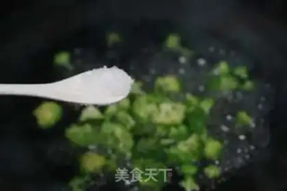 Make The broccoli cheese balls step 1