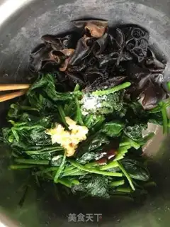 Make Xinjiang chicken step 1