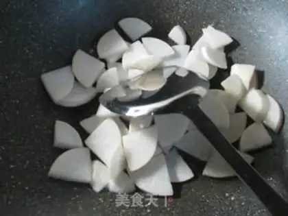 Make Squeeze broccoli and radish step 1